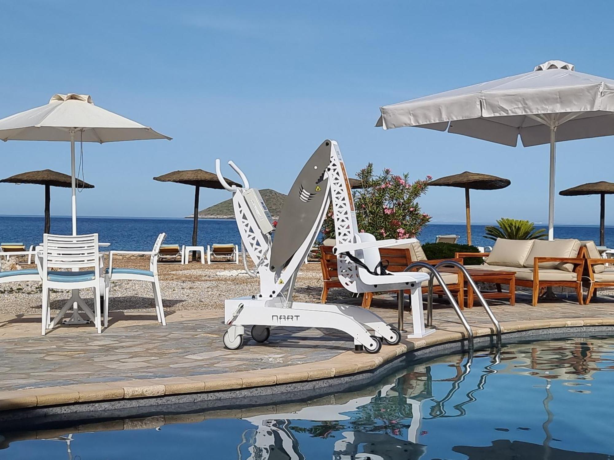 Tony'S Beach Βρομόλιθος Εξωτερικό φωτογραφία