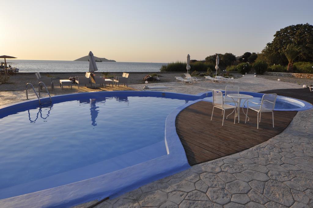Tony'S Beach Βρομόλιθος Εξωτερικό φωτογραφία